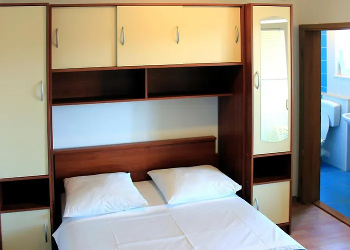 With Parking Space Biograd Na Moru, Biograd - 859 Апартаменты *