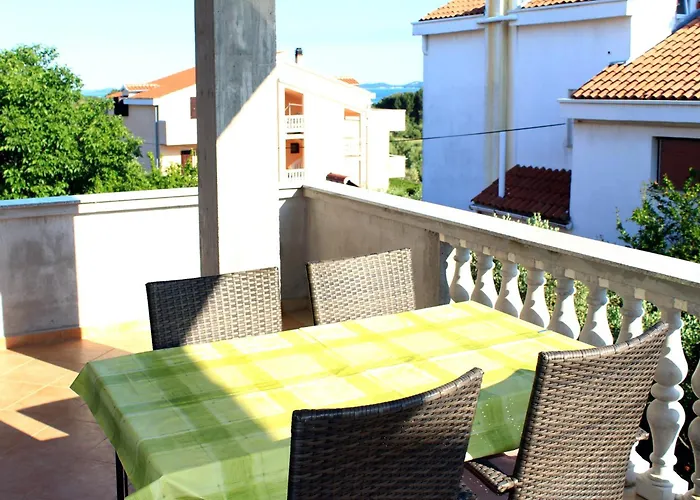 Апартаменты With Parking Space Biograd Na Moru, Biograd - 859 Биоград-на-Мору