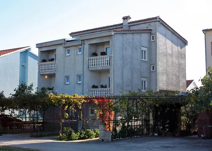 公寓 With Parking Space Biograd Na Moru, Biograd - 859 比奥格勒·纳·莫鲁